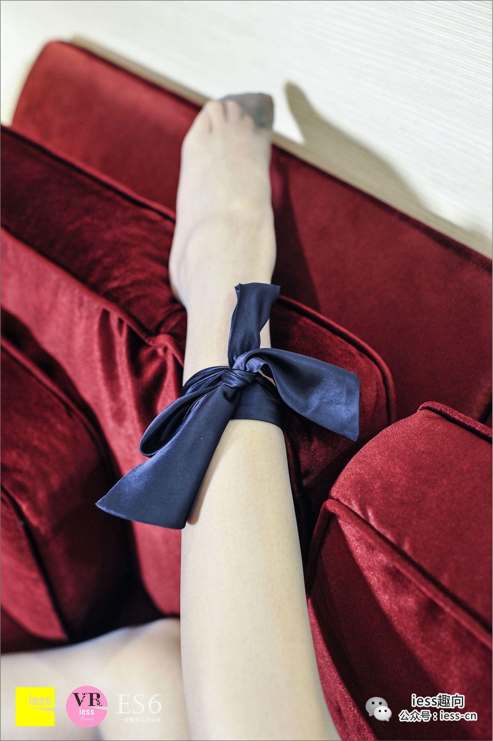 [IESS]异思趣向 BING OL的灰色丝袜